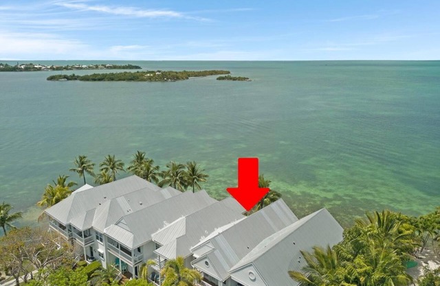 Indigo Reef Resort Premium Waterfront Villa 66 With Boat Dockage, Pool, and Sunset-View
