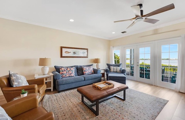 Indigo Reef Resort Waterfront Villa 2 With Boat Dockage, Pool, and Sunset-View