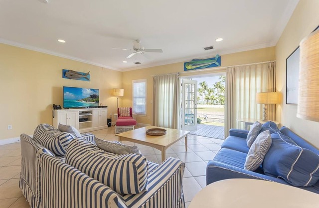 Indigo Reef Resort Waterfront Villa 22 With Boat Dockage, Pool, and Sunset-View