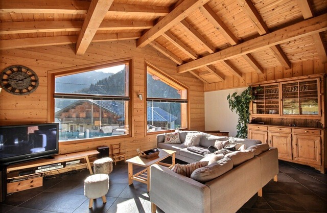 INDIVIDUAL CHALET -SAUNA -WIFI - SAINT JEAN D'AULPS- 14 PEOPLE - CHALET COFFY
