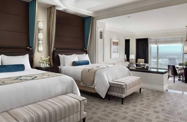 Indulge In An Unforgettable Getaway Experience! 2 Relaxing Units w/Sphere View