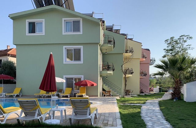 Infinity Lilly Apartments