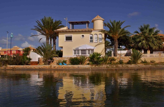 Inmovecos Chalet en1ºL playa Villa T45