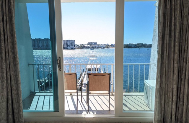 Inn on Destin Harbor, an Ascend Collection Hotel