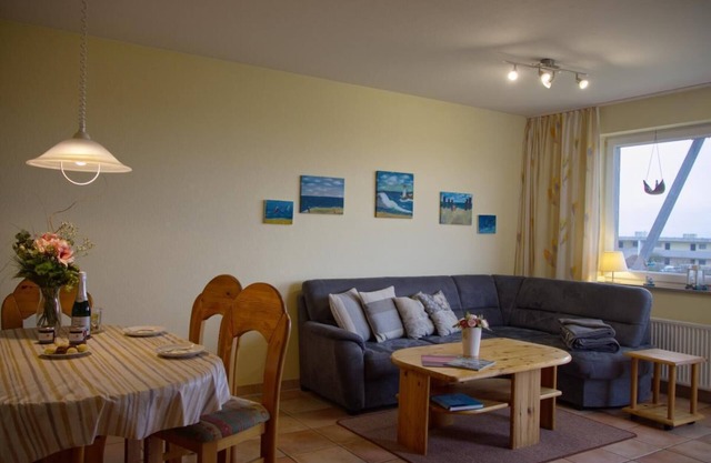 Inselblume 30 - Rustic vacation home with sea view in Staberdorf