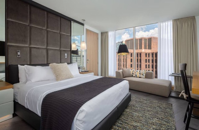 Inviting Suite Ideal for Executive Explorers, Near Philadelphia Museum of Art