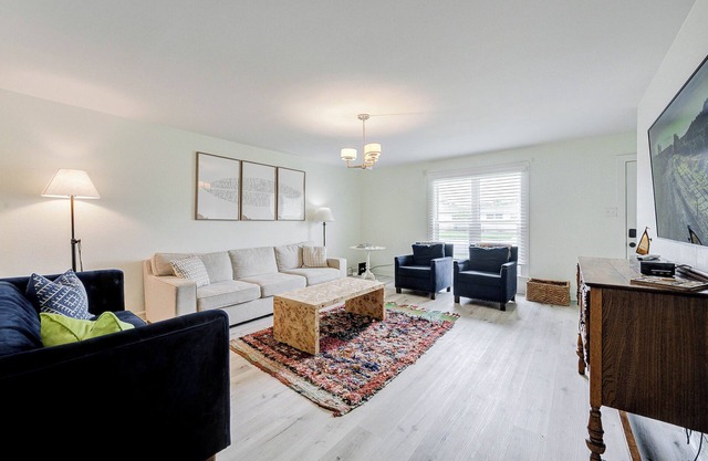 Island Pride Coastal Condo - Steps to the Beach!