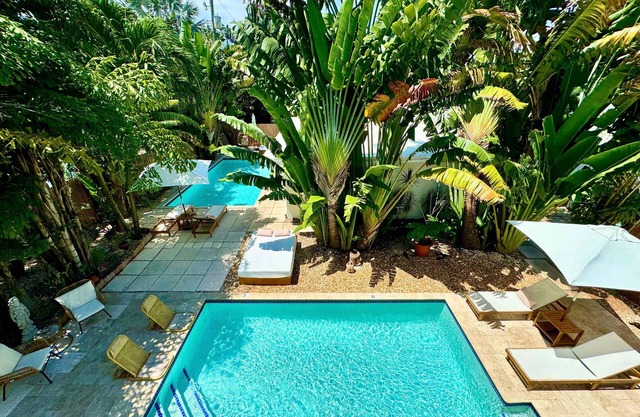 Islands Inn on the Drive - Sunshine 2BD Suite - A0