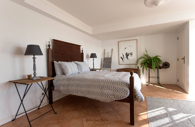 ITS A Room IN A Shared House