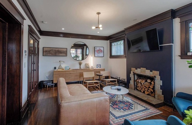 Ivy House | Midtown | First Floor