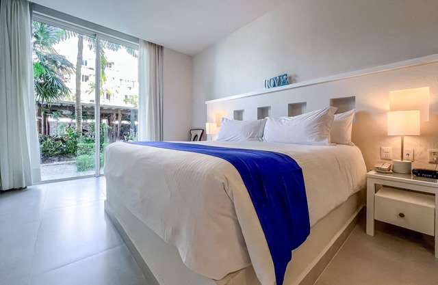 Ixchel Beach Hotel. Steps away from North Beach
