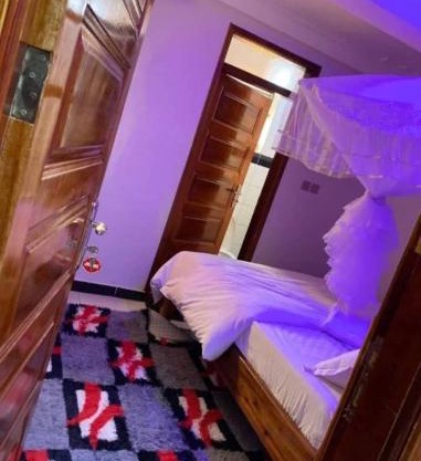 J & J Hotel Bakuli