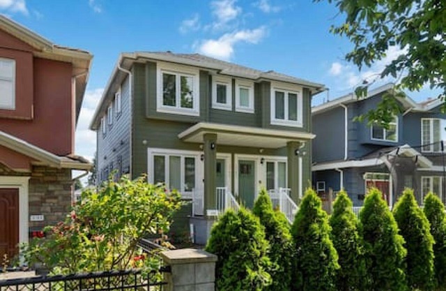 Jack's AirBnB · Sunrise Village 1 BR, 1 BA
