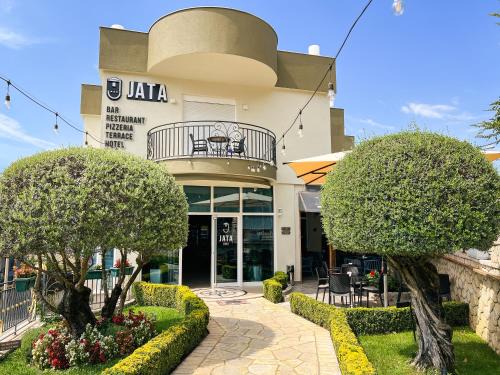 Jata Hotel