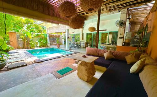 Jellyfish House,