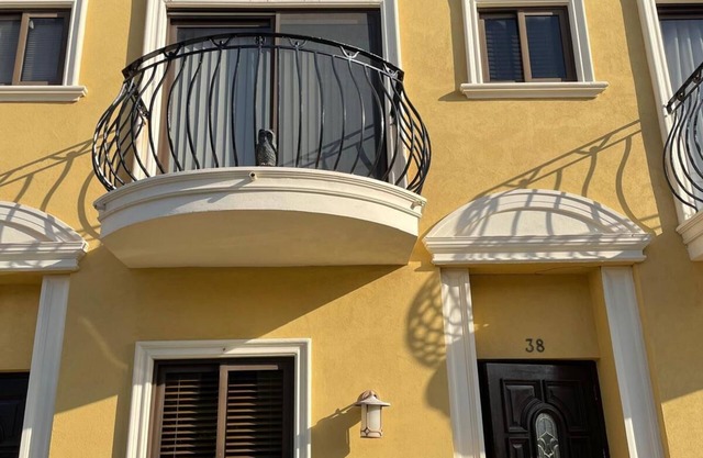 Jewel 2BDR Townhouse in Gold Coast.