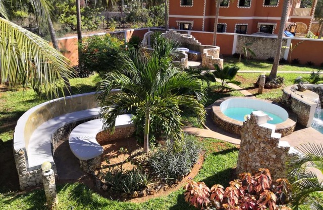 Joanina House
