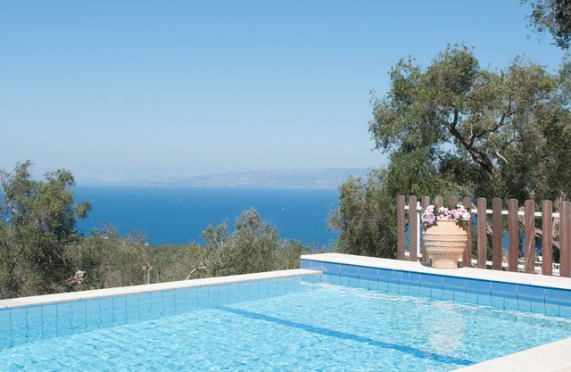 Joanna's House - One Bedroom Villa, Sleeps 2