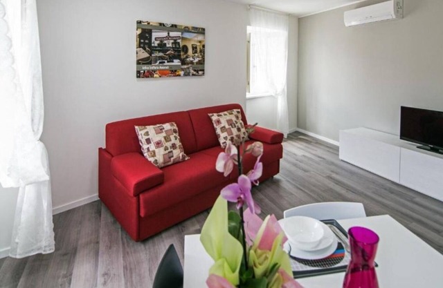 JOIVY Apartments - Trieste Goldoni