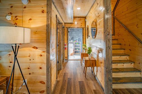 Jolly Dolly's Cabin