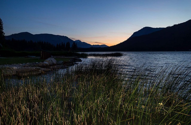 Journey's End-Lake, Hot Tub, Sauna, WIFI, Dock