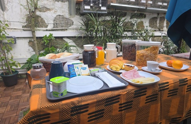 Jualis Guest House