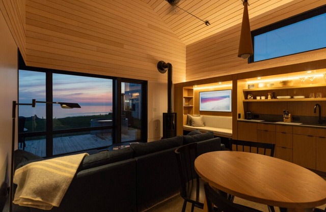 Juniper - Luxury 1 bdrm Cottage