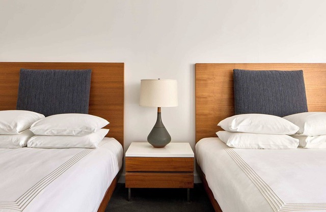 Just What You Were Looking For! 3 Pet-friendly Units, Near One World Observatory