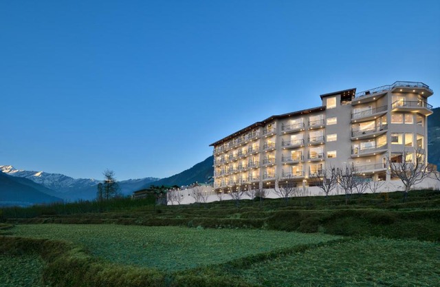 juSTa Grand View Resort & Spa, Manali
