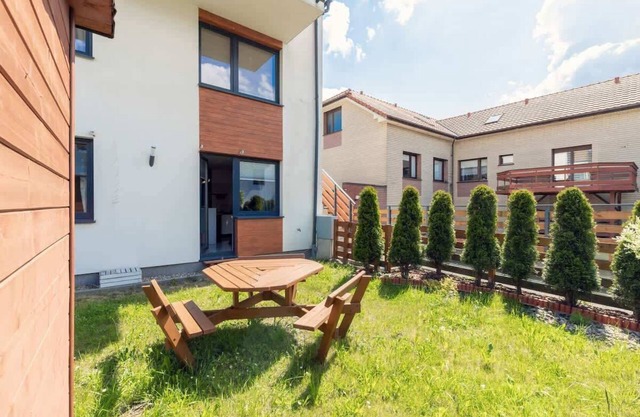 Kalinowa 6G | Bright Apartment | Garden & Parking