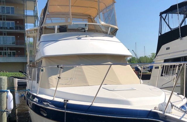 Kalisha Yacht Carver 35