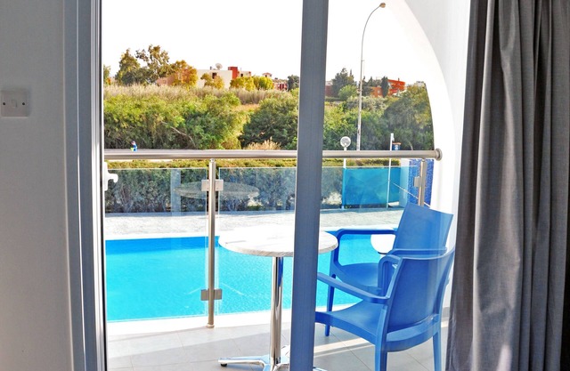 Kaos Hotel Apartments