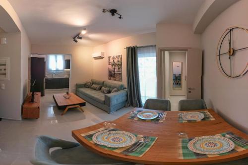 Katia Athens Apartment
