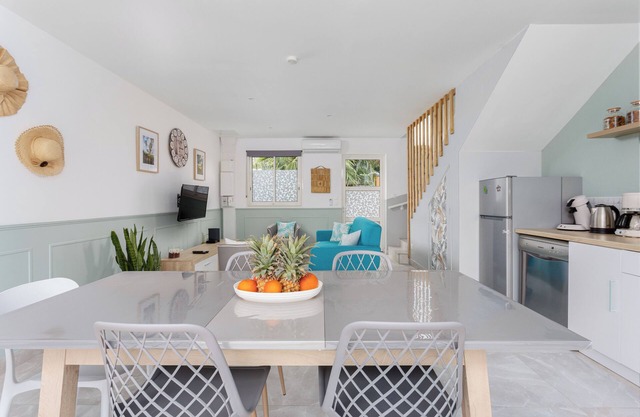Kaz Margot (Saint-Pierre vacation rental with private heated pool)