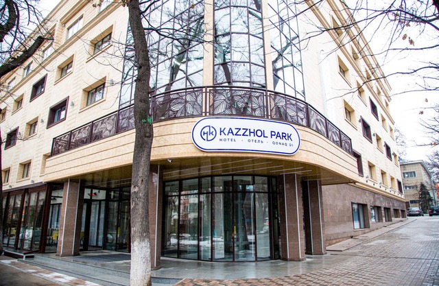Kazzhol Park Hotel