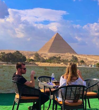 Keeper Pyramids View INN