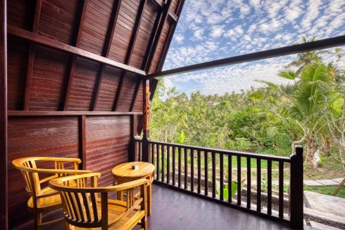 Kelingking Terrace Cottage
