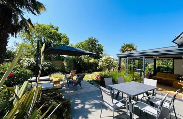 "Kermarine" Beautiful house 450 m from the beach, canoe, bikes and much more!
