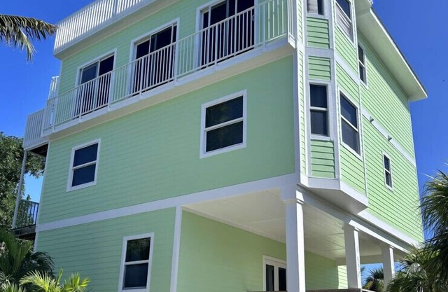 Key Lime Time: Private Pool and Panoramic Gulf Views