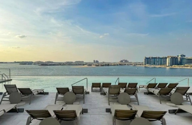 KeyRock Stylish Apartment Jumeirah View