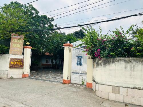 Khách sạn Xuân Trúc