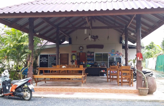 Khaolak Summer House Resort