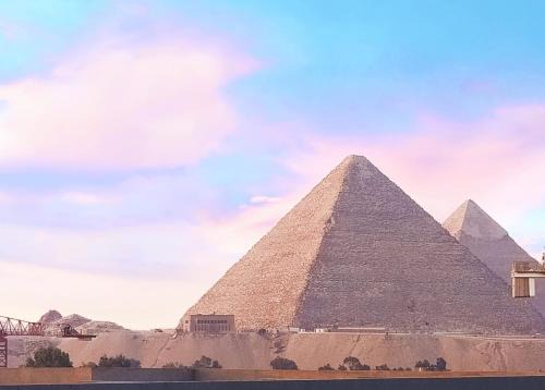 khufus pyramids hotel