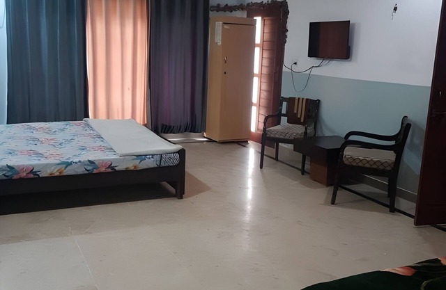 khyber lodge 2 guest house