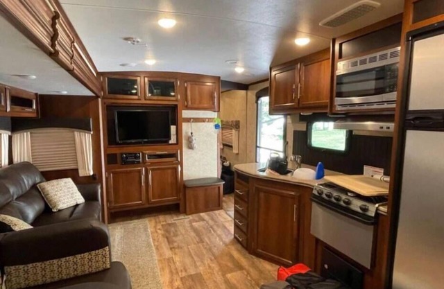 Kim’s Cozy Campers - The Cozy 4 Season Warrior - Lake Wallenpaupack