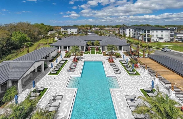 King Apt |Pets allowed |15 min to Parks |Amenities