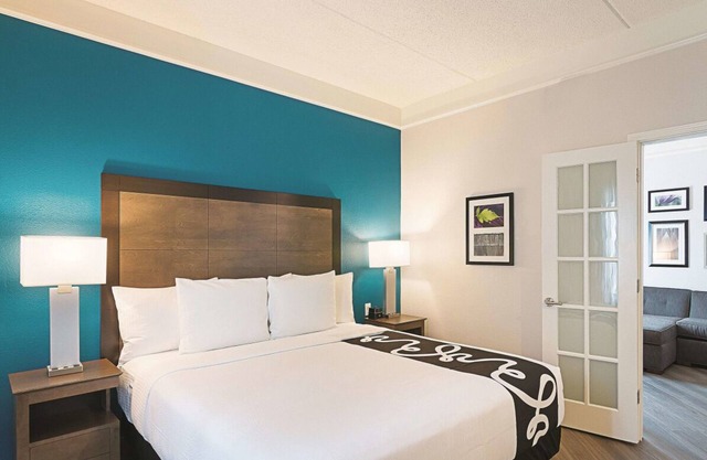 King Bed Deluxe Suite, Pool View at La Quinta Inn by Wyndham Orlando UCF