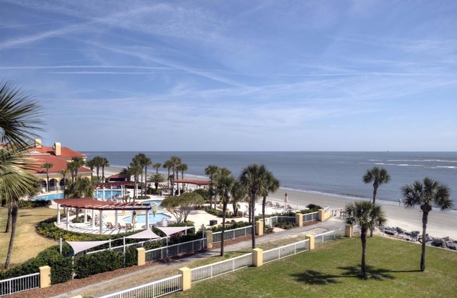King & Prince Oceanfront South Villa with Beach and Resort Amenities