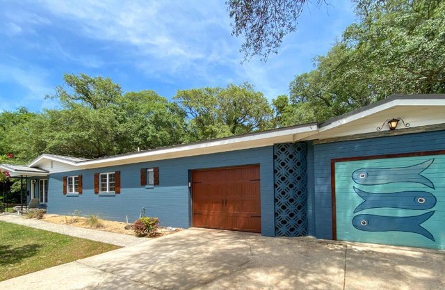 KISSES COTTAGE home