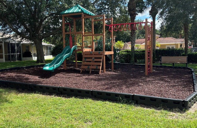 Kissimmee Memory Lane—3 bedroom, 2 bath fully furnished condo